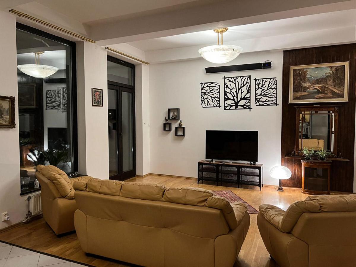 Villa & Spa 4Temporadas - Plaiul Foii Zărneşti Exteriör bild