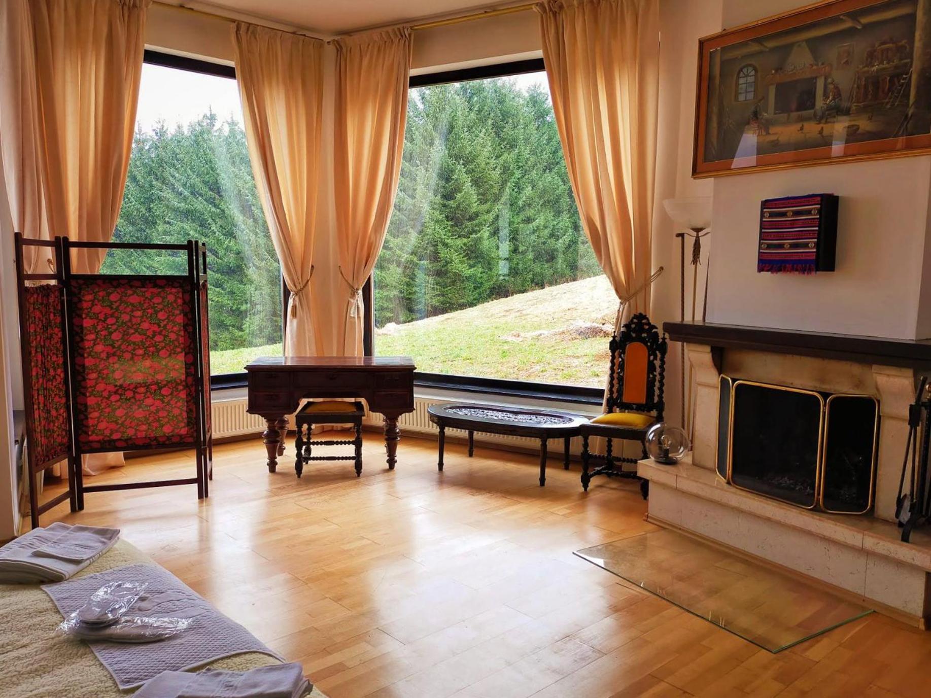 Villa & Spa 4Temporadas - Plaiul Foii Zărneşti Exteriör bild